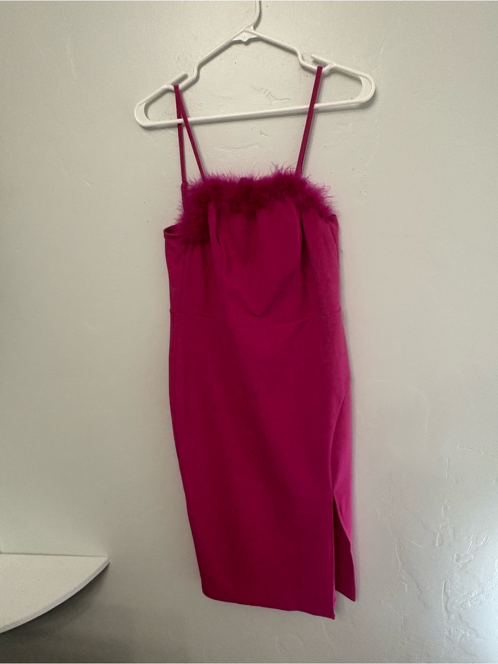 Crystal Sky Hot Pink Feather Trim Mini Dress Size L Very Good Condition